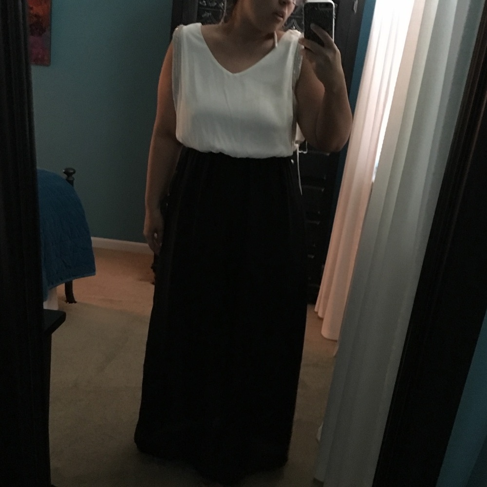 INA Beaded Trim Cream and Black Maxi - Medium